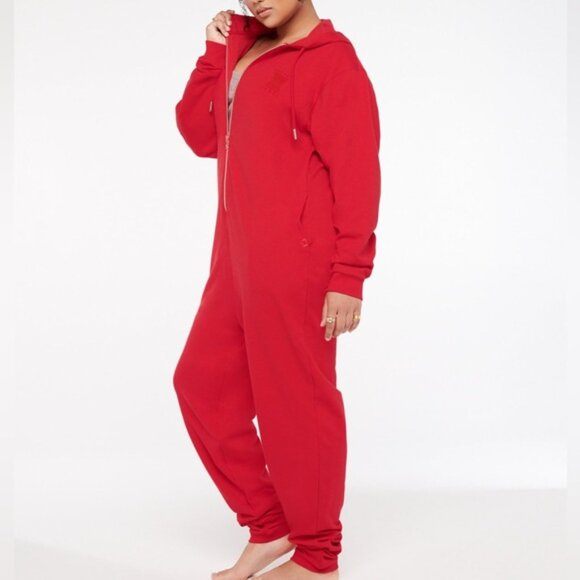 Women’s S Savage X Fenty Goji Berry Red FOREVER SAVAGE HOODED ONESIE S 4 6 - Picture 16 of 16